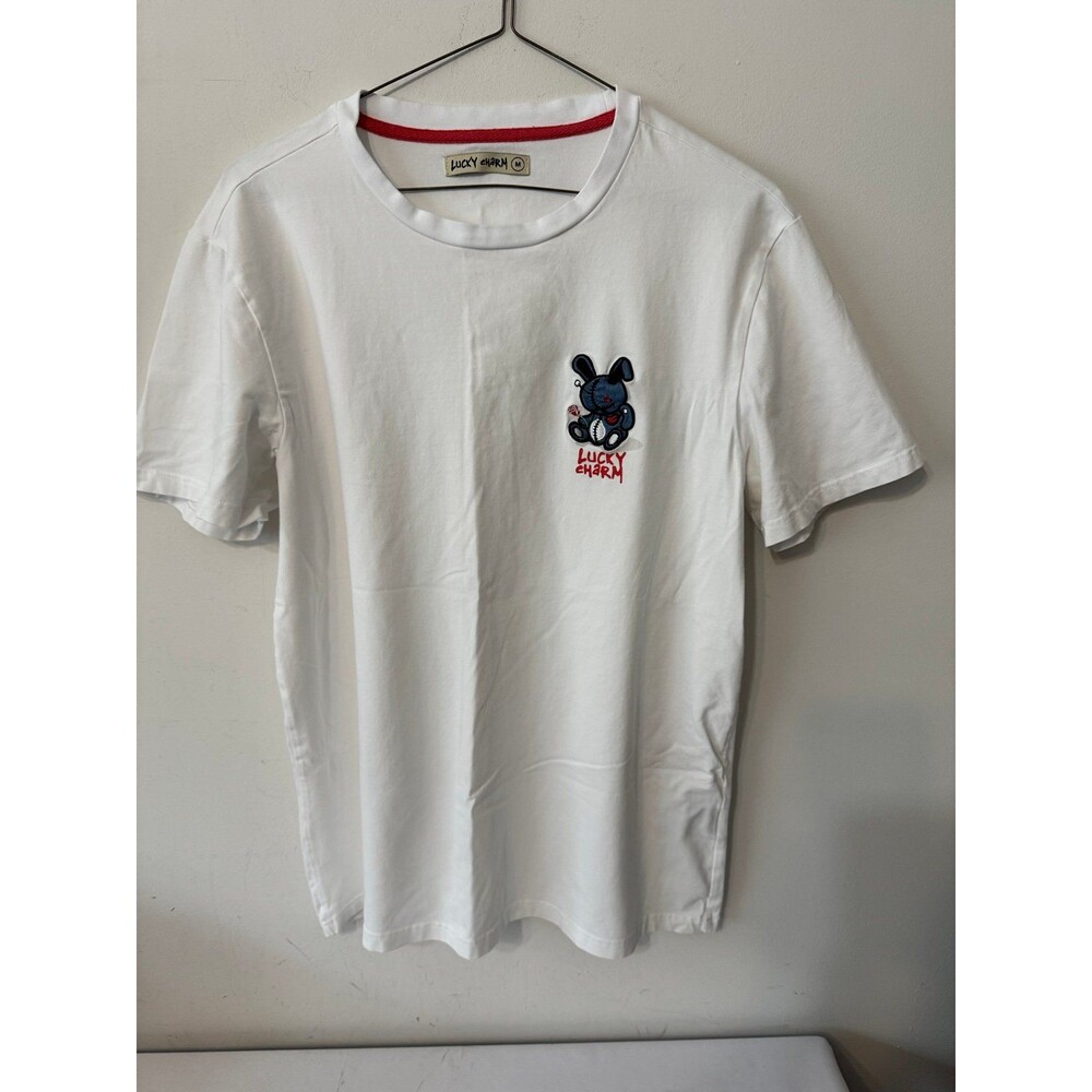 LUCKY CHARM TEE MEDIUM